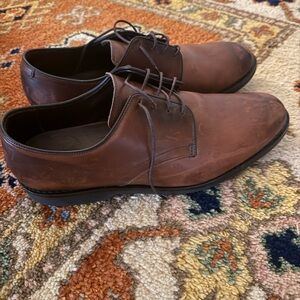 Allen Edmonds Classic Brown Leather Oxfords